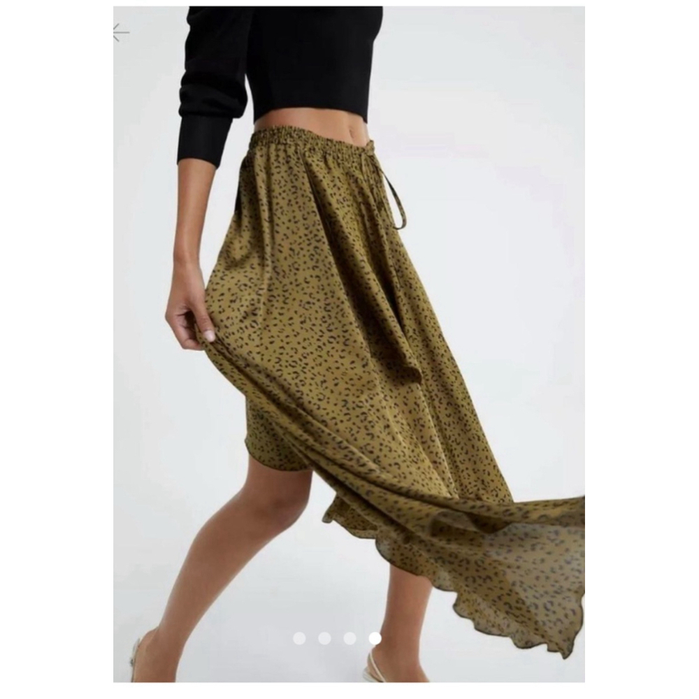 Zara Skirt Size XS Olive Black Animal Print Satin Skirt Full asymmetrical Women'